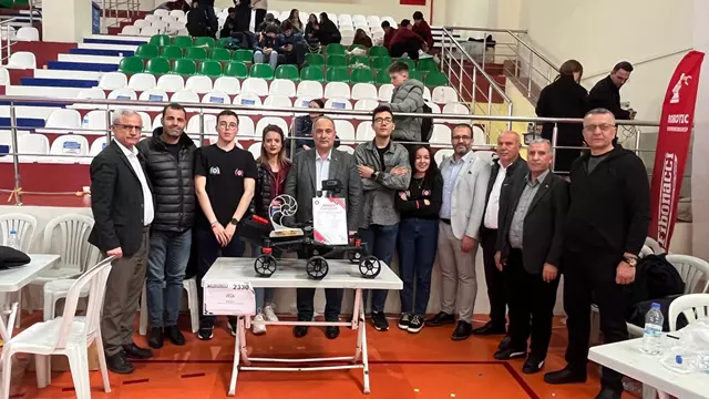 Fibonacci Uluslararası Robot Yarışmasında 1.-2