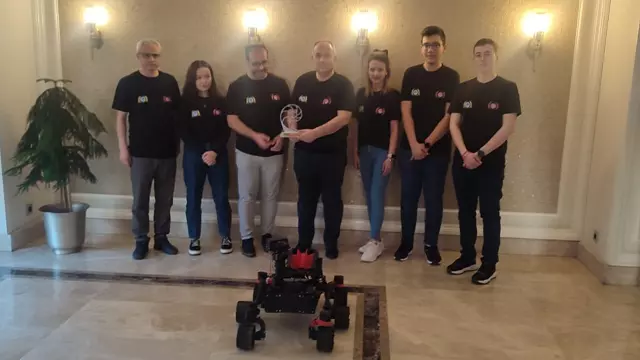 Fibonacci Uluslararası Robot Yarışmasında 1.-5