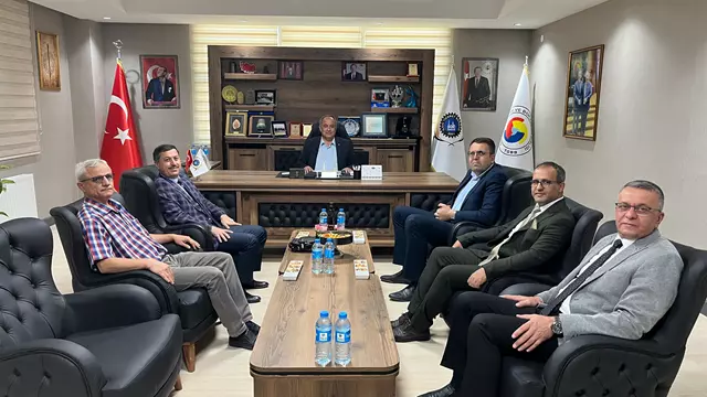 Yüzdelik Dilim Başarı Sıralamasına Göre’ Ilgın Ticaret Borsası Fen Lisesini Tercih Edip Yerleşen Öğrencilere Burs Protokolü İmzalandı.-1