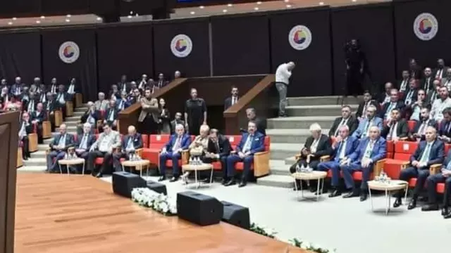 365 Oda / Borsa Başkanı , Bakan Yerlikaya İle Bir Araya Geldi-2